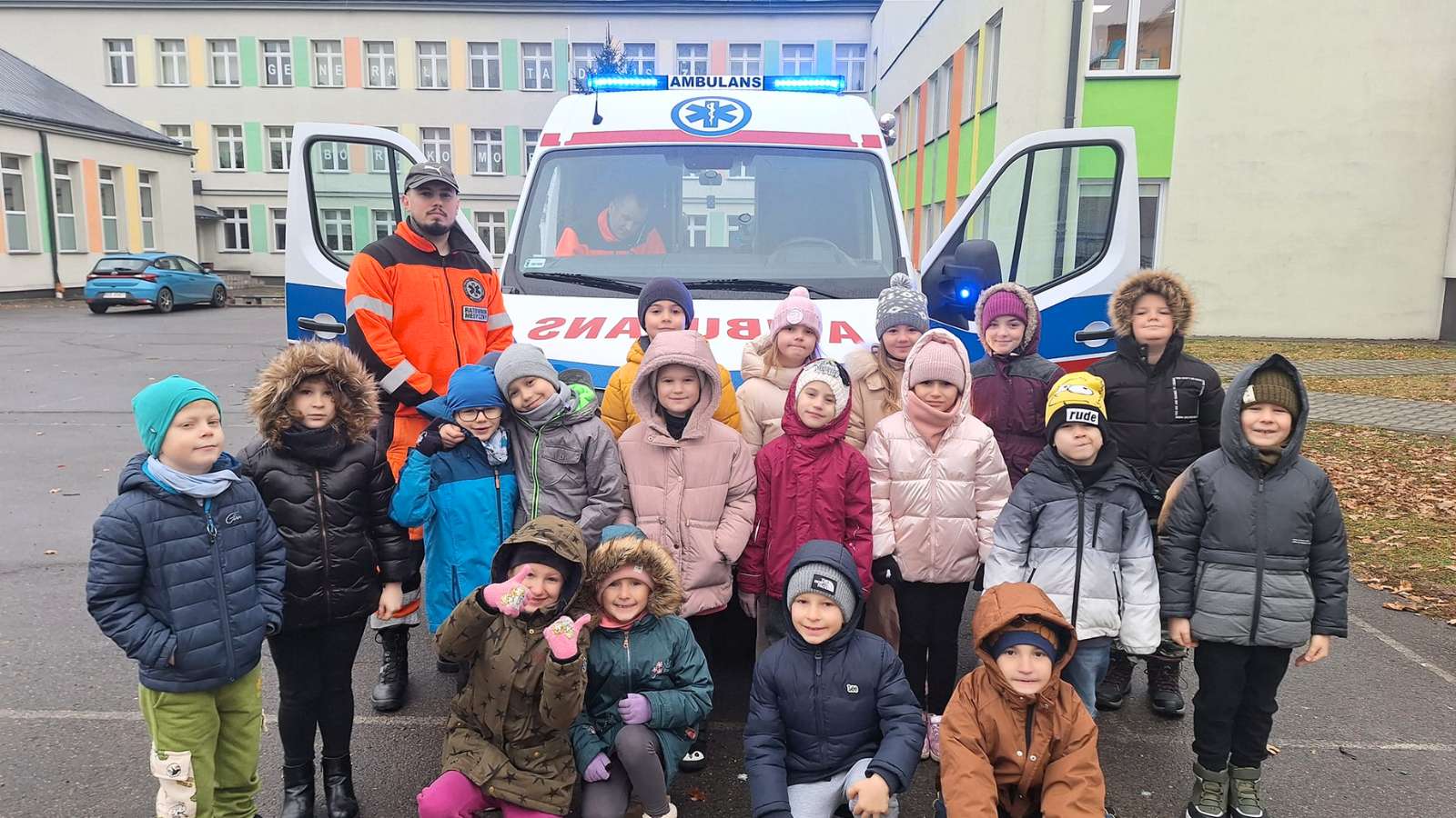 RATOWNICY MEDYCZNI DLA NASZYCH PIERWSZAKÓW