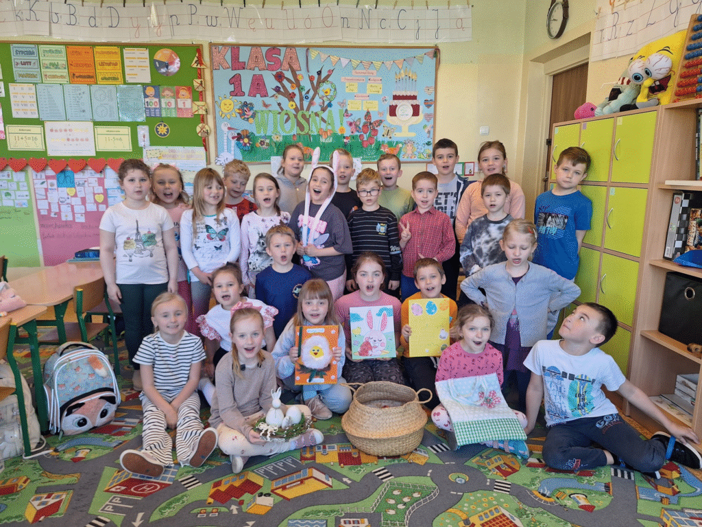 Uczniowie klasy 1a - wielkanocne życzenia