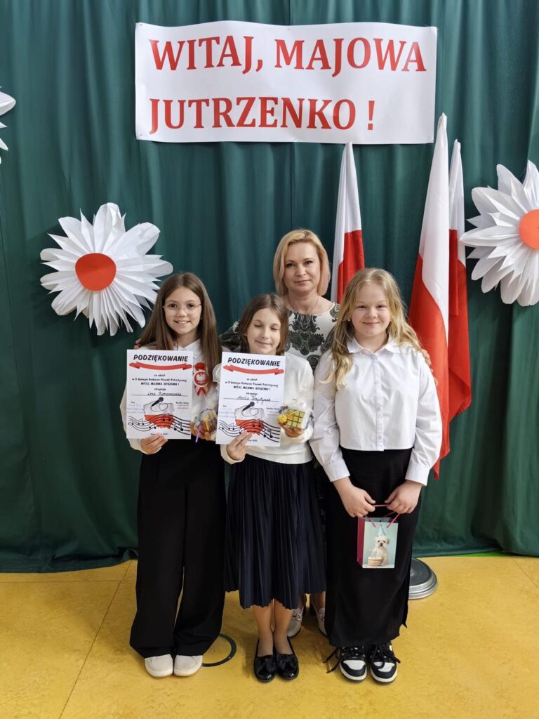 Reprezentacja PSP nr w Dębicy w II Gminnym Konkursie Piosenki Patriotycznej Witaj, majowa Jutrzenko!
