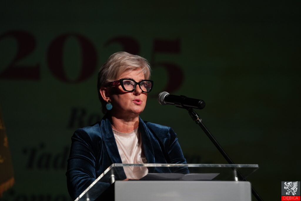 30-lecie nadania imienia Generała Tadeusza Bora-Komorowskiego PSP nr 3 w Dębicy - Małgorzata Rauch - zastępczyni burmistrza miasta Dębica